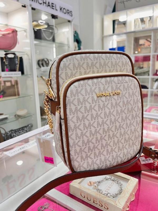 Michael kors crossbody bag with box premium quality