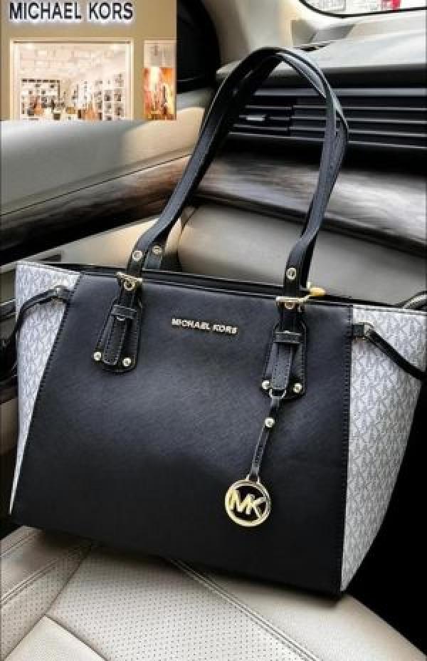 Michaeel korrs voyager jet set print tote bag with dust bag