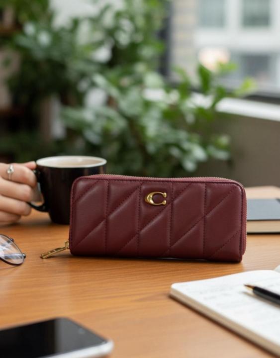 Coach zip Wallet With Original Box