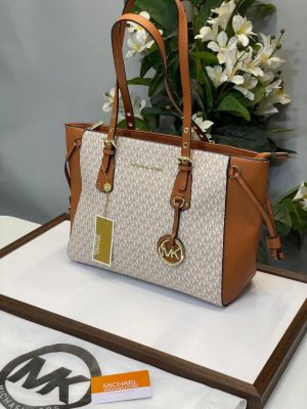 Michael kors tote bag with dust bag