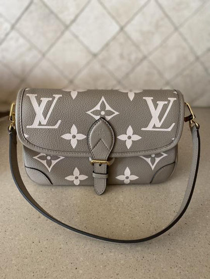Louiis Vuitton Diane PM Sling Bag With Orignal Box