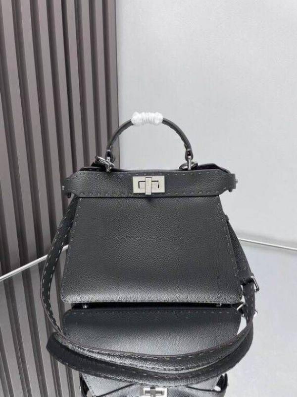 Fendii PeekaBoo Iseeu Mini With Box