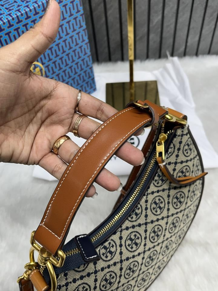 Torry Burch Jacquard Cresent Slingbag With Box