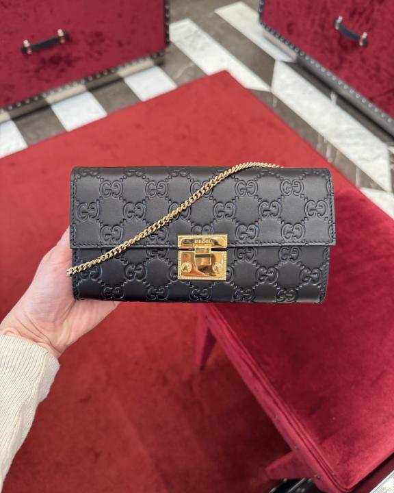 Guccii Padlock Chainwallet With Original Box