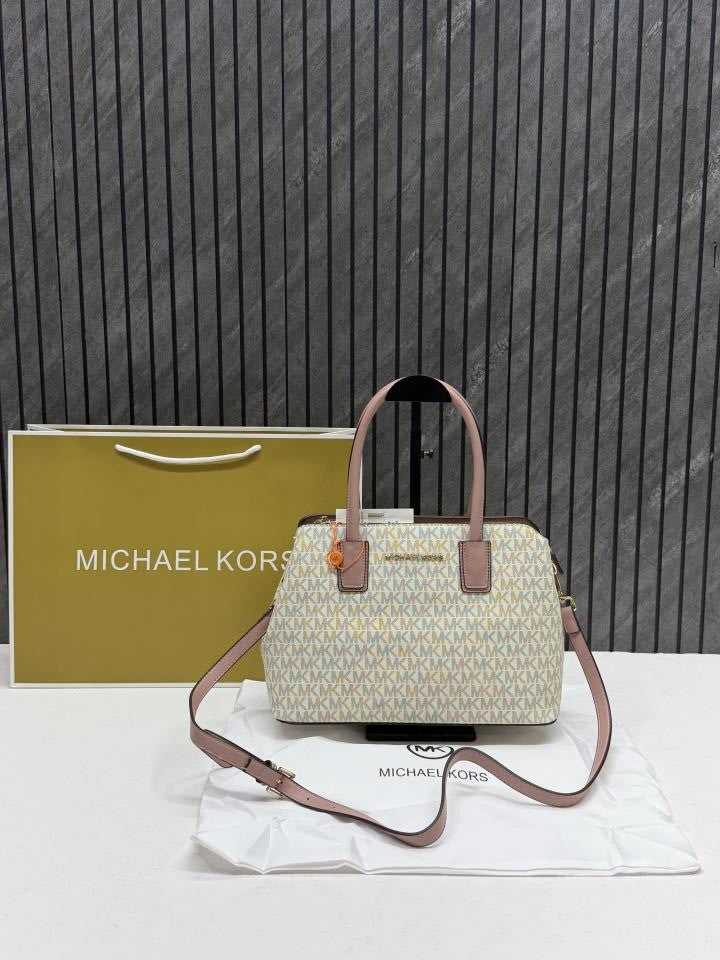 Michaell Kors Medium Satchel Bag With Og DustCover &amp; CarryBag