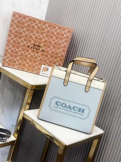 Coaach field tote bag with og folding box