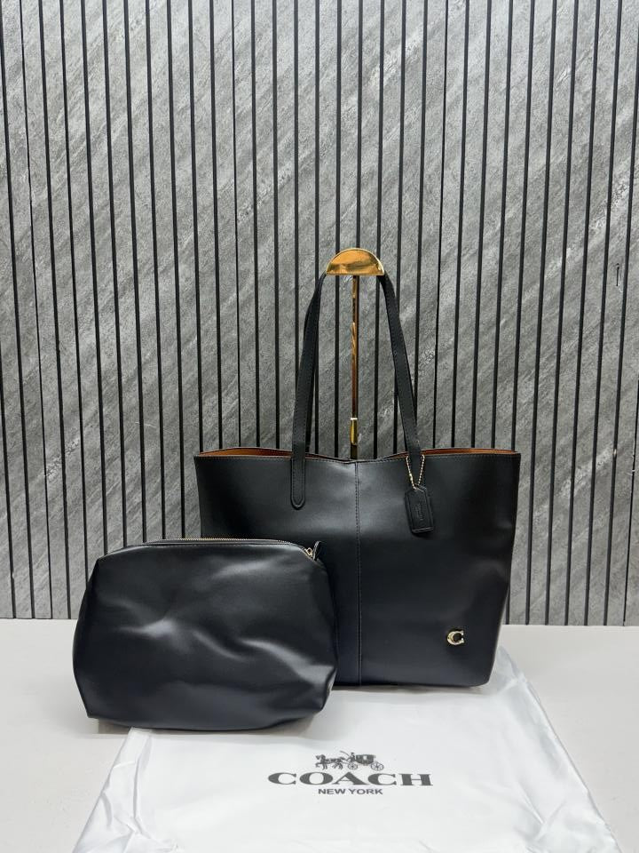 Coacch North Tote With Dust Cover &amp; Pouch