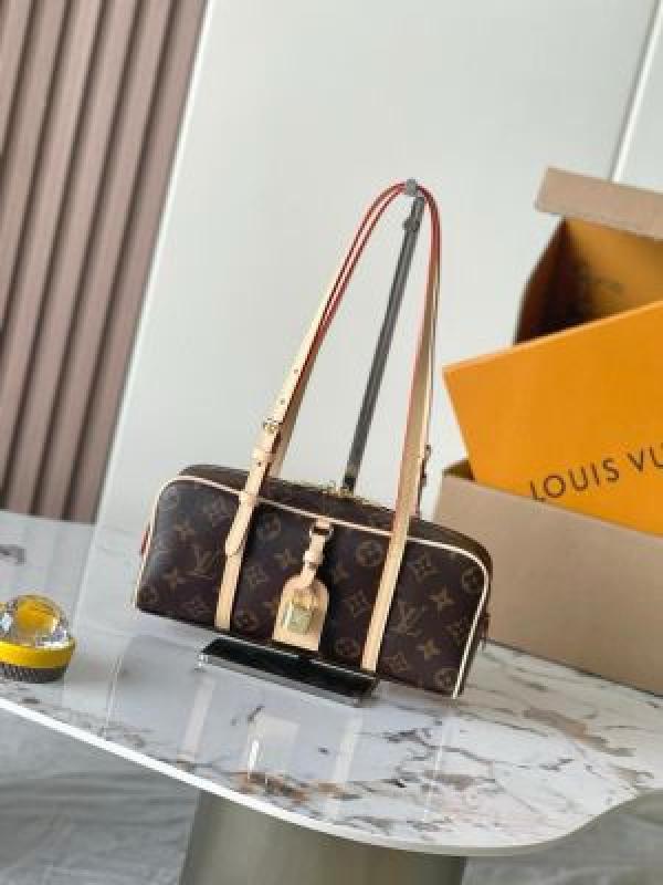 LOUIIS VUITTON MONOGRAM HANDBAG WITH PREMIUM QUALITY BOX