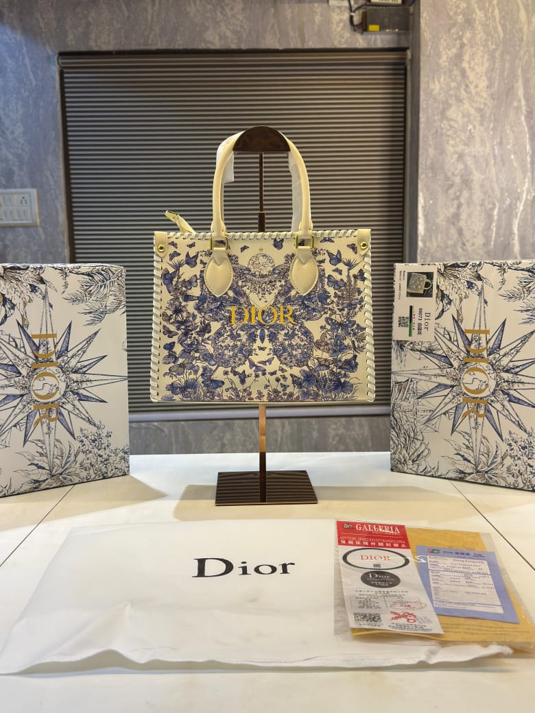 CHRISTIAN DIOR BRAIDED TOTE BAG WITH BOX