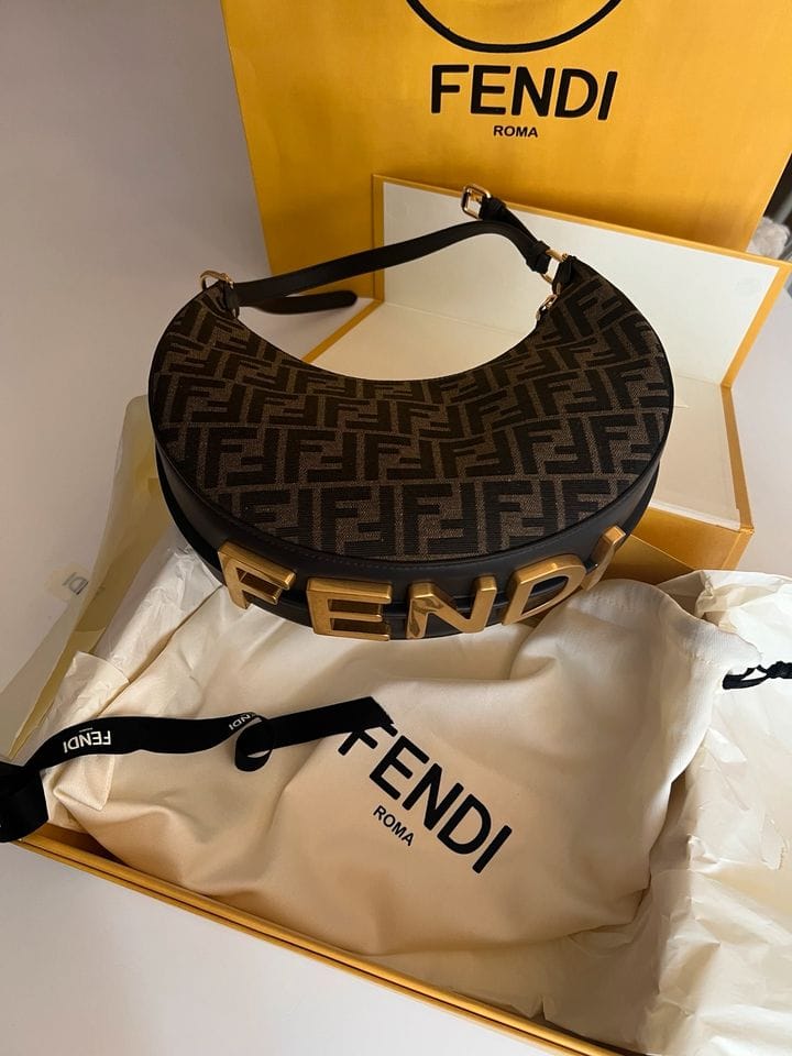Fendii Tan ShoulderBag With Original Box Dust Cover