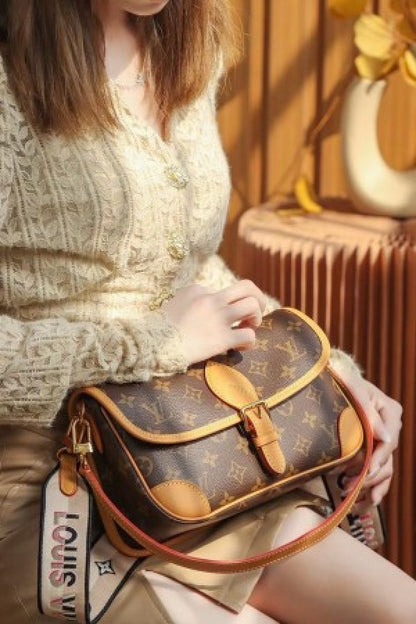 Louiis Vuitton Diane PM Sling Bag With Orignal Box