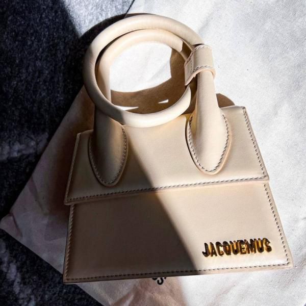 Jacquemuss Le Chiquito Noeud mini leather bag with box premium quality