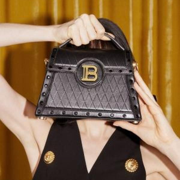 ballmain buzz dynasty black leather stachelbag with ogbox accessories