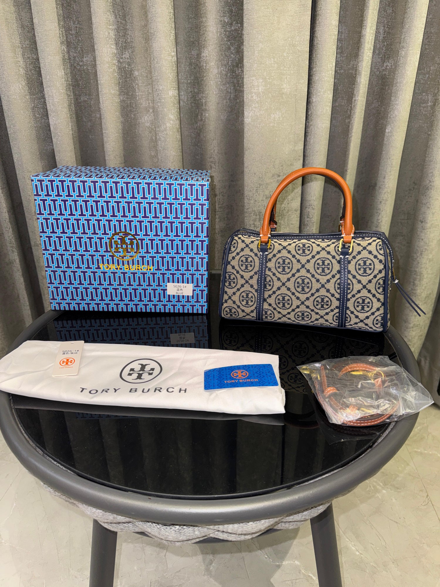 Torry burch monogram barrel bag premium quality with og box