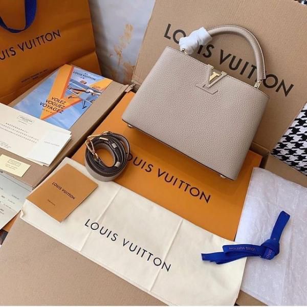 Louiis Vuitton Capucines Mini handbag With Double Box premium quality