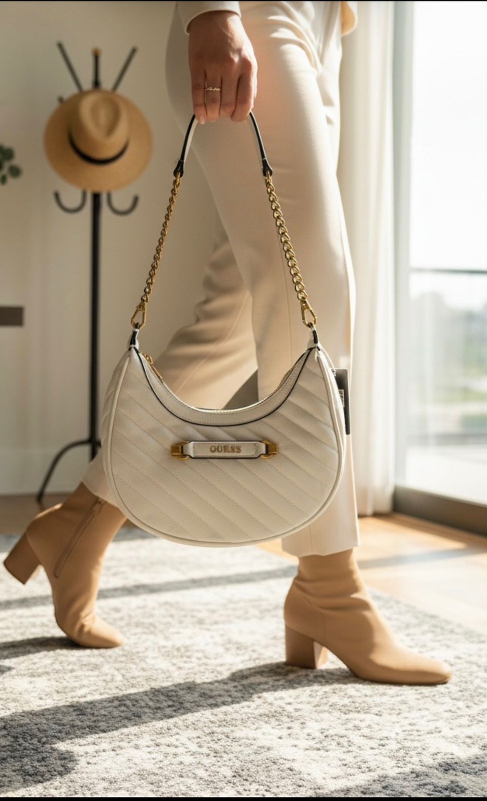 GUEESS DEA TOP ZIPPER SHOULDER BAG WITH BOX