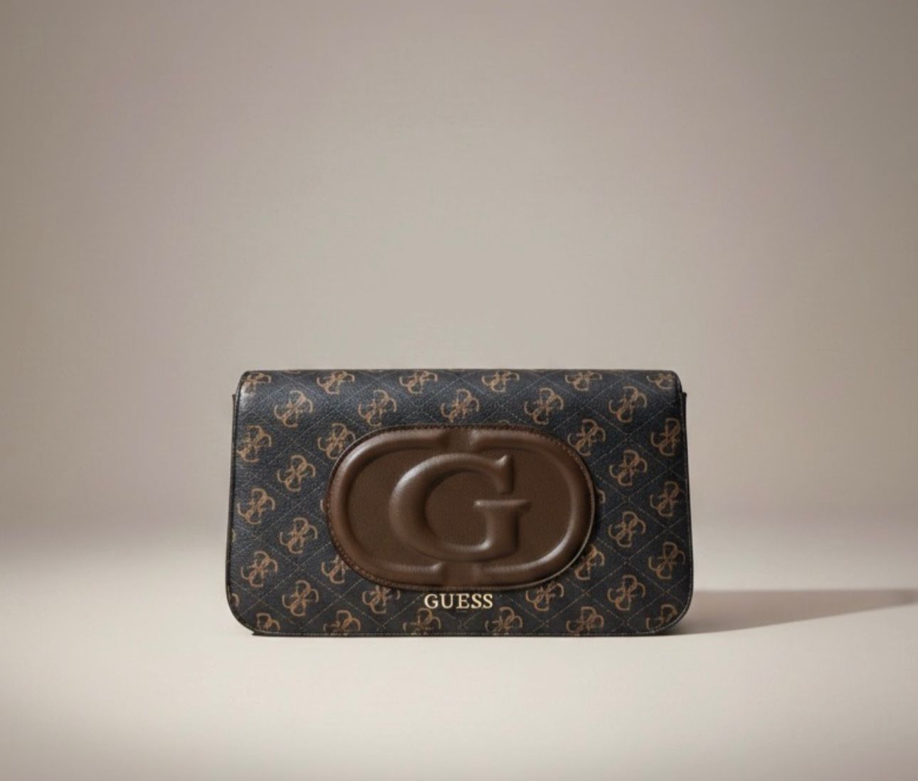 Gueess flap shoulder bag premium quality with og box