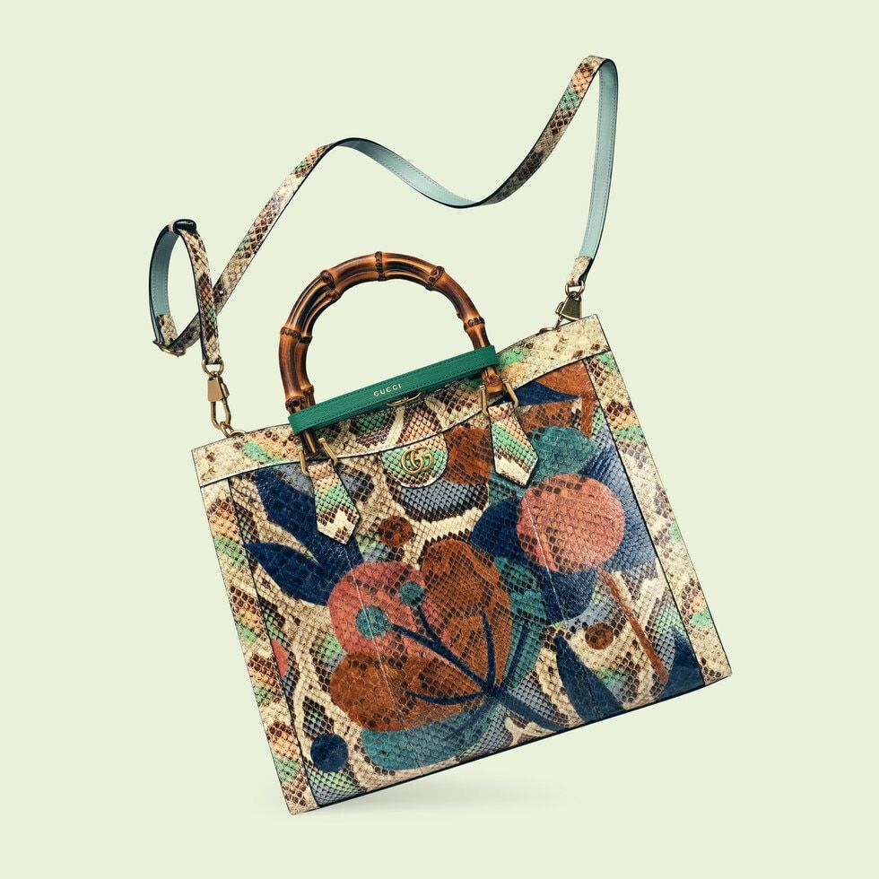 Guccii handbag premium quality with orignal box packing