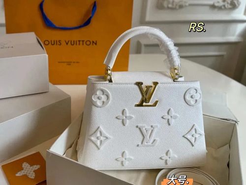 Louiis Vuitton Capucines handbag with box premium quality