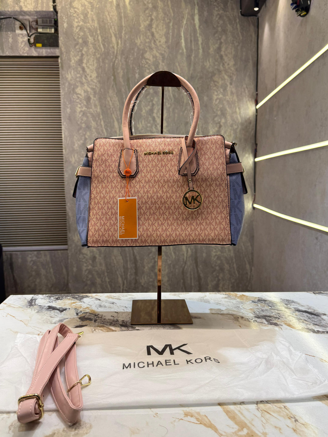 Michaell Korrs Maeve Large Tote Bag( Dust Bag Sling Belt)