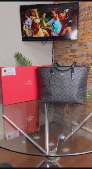 Coach tote bag premium quality with og box